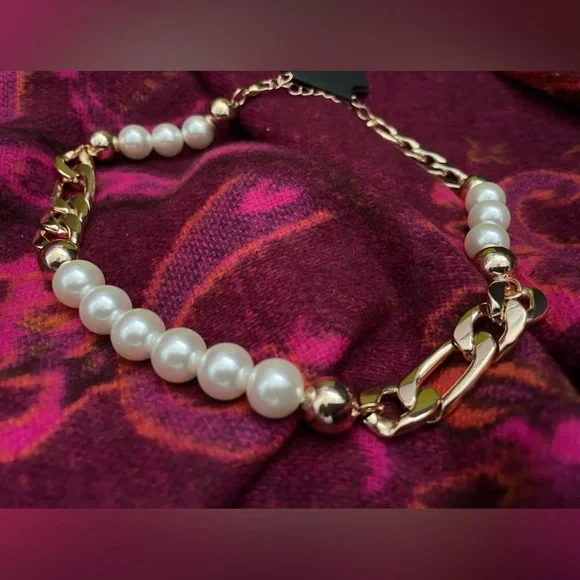 🎁✨Classy Pearl w/Gold Link Choker Necklace ✨NEW - Picture 4 of 5